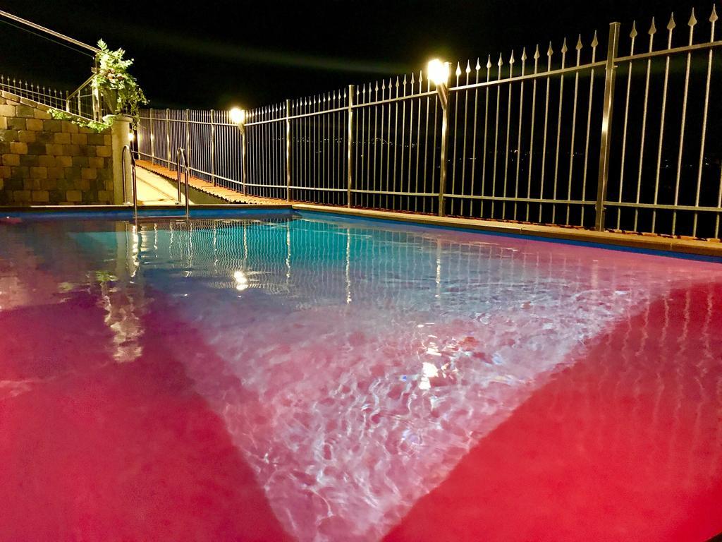 Wellness Suite Na' Canuna' Roddi Exterior photo