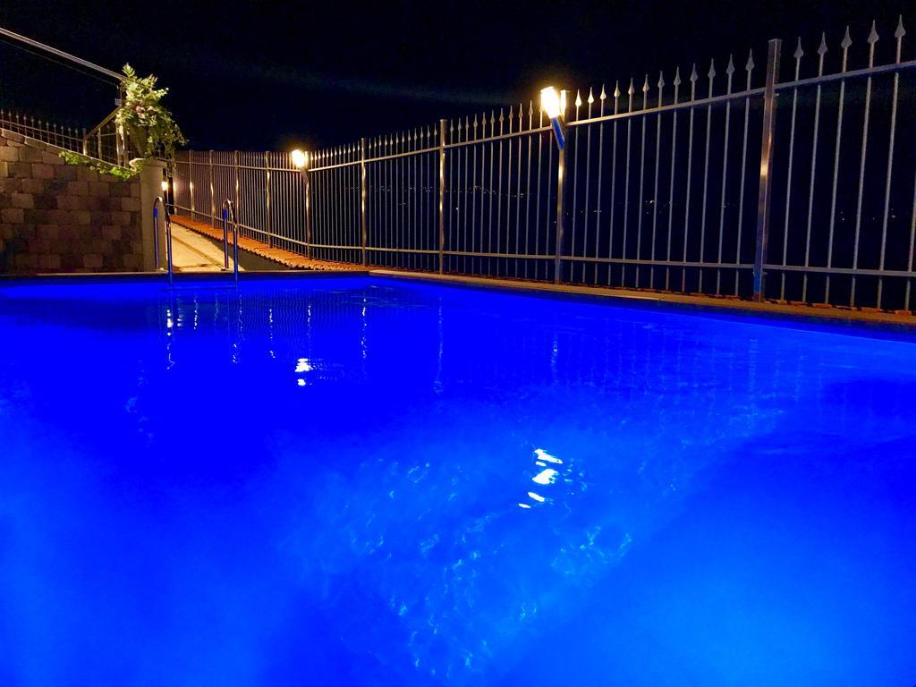Wellness Suite Na' Canuna' Roddi Exterior photo